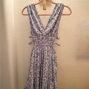 Elegant Floral Backless Dress in Blue